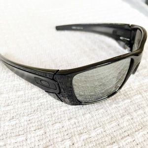 Men’s Oakley Fuel Cell Polarized Wrap Sunglasses